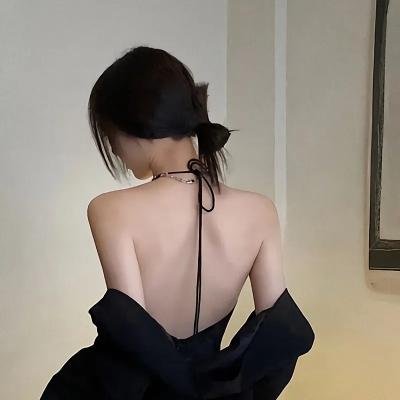 黎明的河边