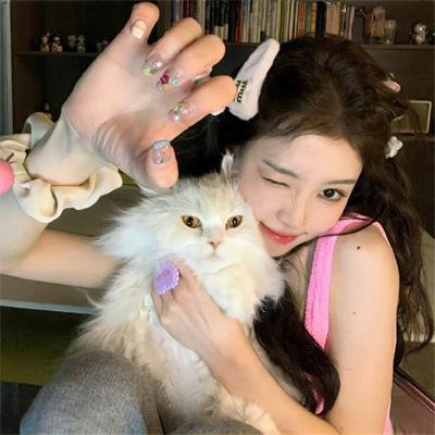 猫眼女枪手